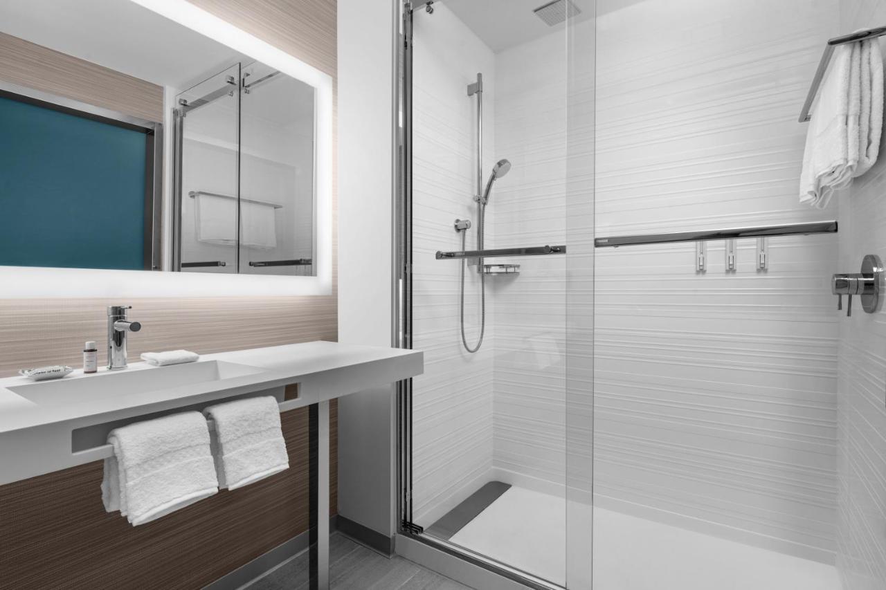 Ac Hotel By Marriott Miami Brickell Екстериор снимка